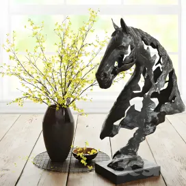 Decorative set of